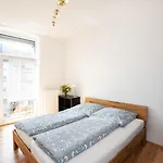 Wohnzimmer-essen