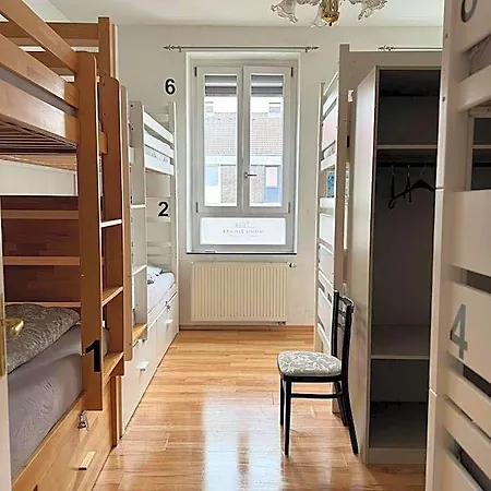 Hostel Wohnzimmer-essen *